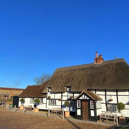 The Bottle & Glass Inn Harpsden Kültér fotó